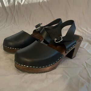 Lotta from Stockholm high wood clogs in Black Leather, size 38